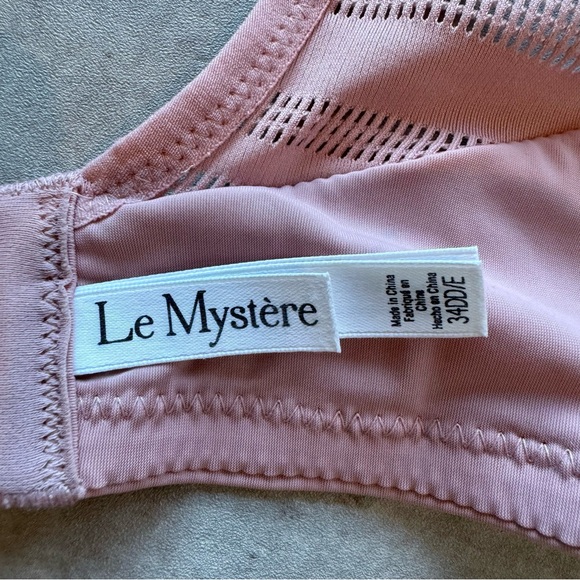 Le Mystere Active Balance Convertible Sports Bra, Size 34 DD/E, Like New - Picture 9 of 10